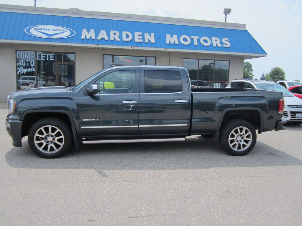 2018 GMC Sierra 1500 Denali Crew Cab photo 3