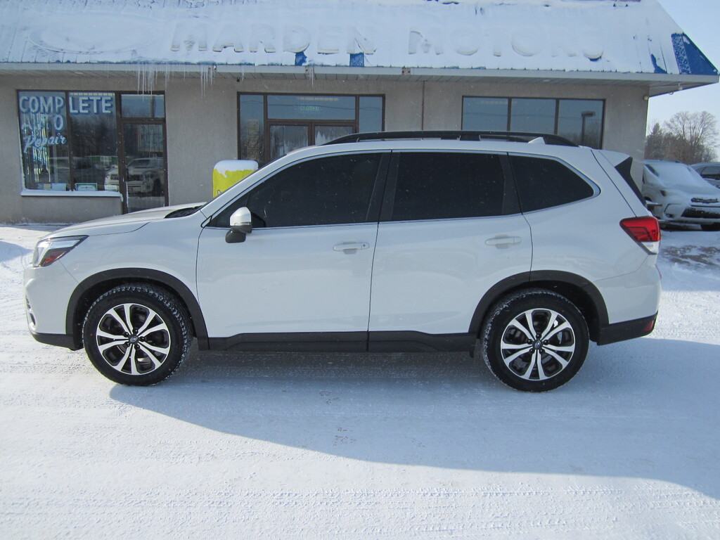 2020 Subaru Forester 2.5i Limited photo 3