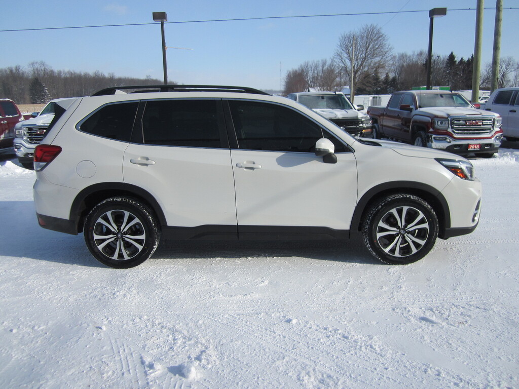 2020 Subaru Forester 2.5i Limited photo 5