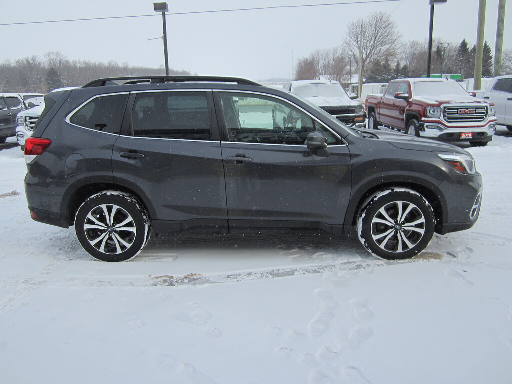 2020 Subaru Forester 2.5i Limited photo 4