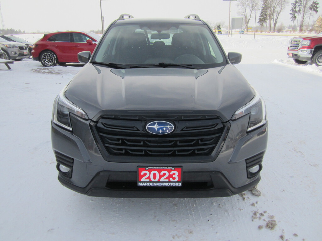 2023 Subaru Forester Touring CVT photo 4