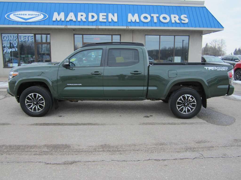 2021 Toyota Tacoma TRD Sport Premium photo 2