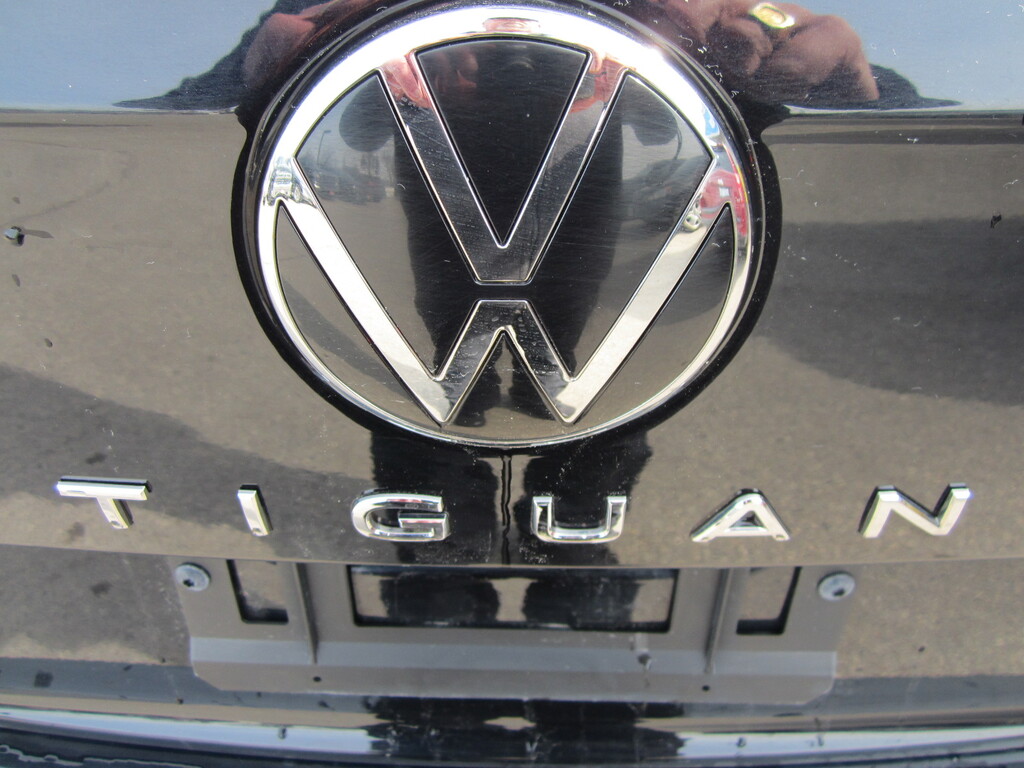2024 Volkswagen Tiguan Highline R-Line photo 4